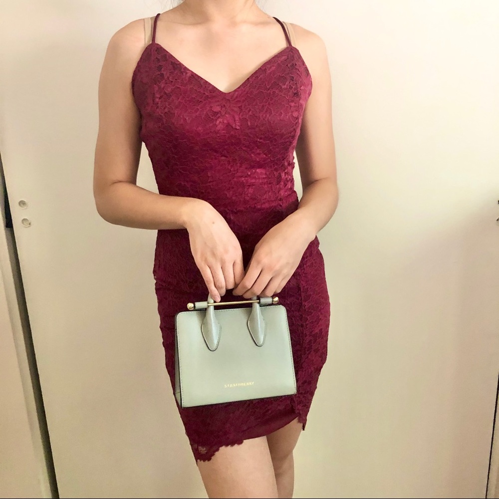 RED LACE FORMAL DRESS